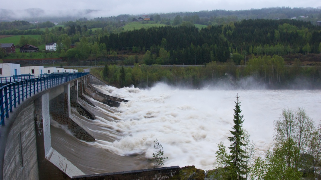 Hunderfossen_Dam