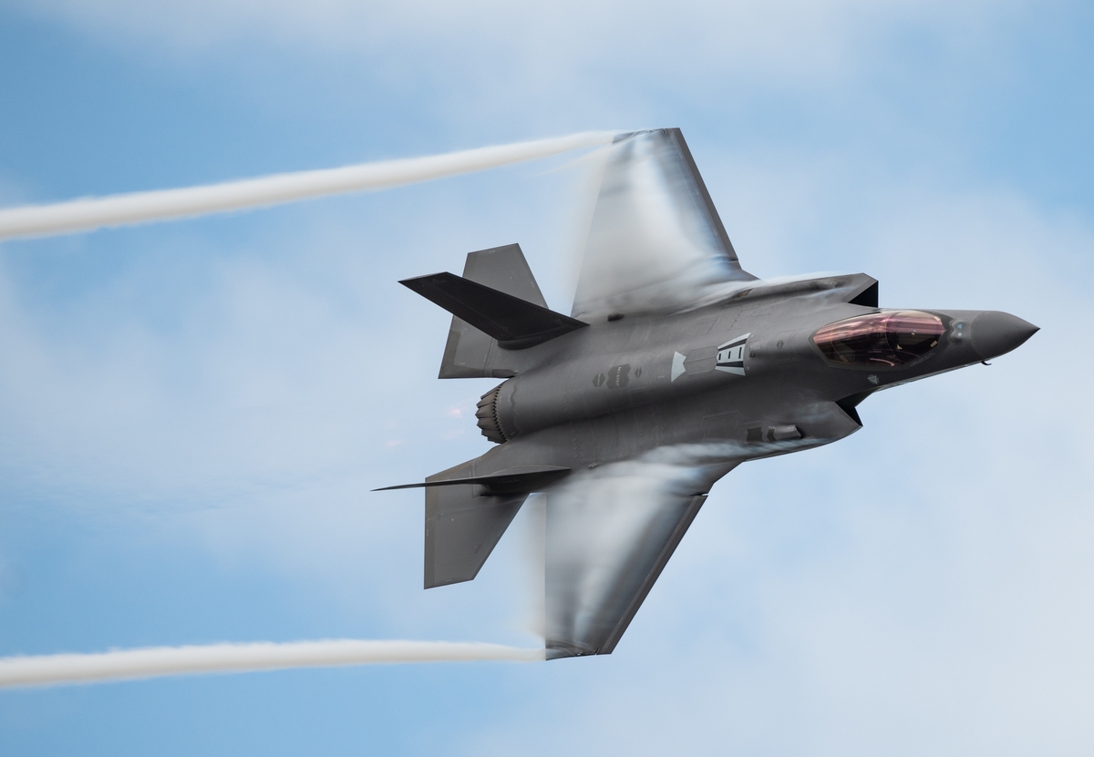 F-35 Demo Team premiers new demo during the Melbourne Air and Space Show